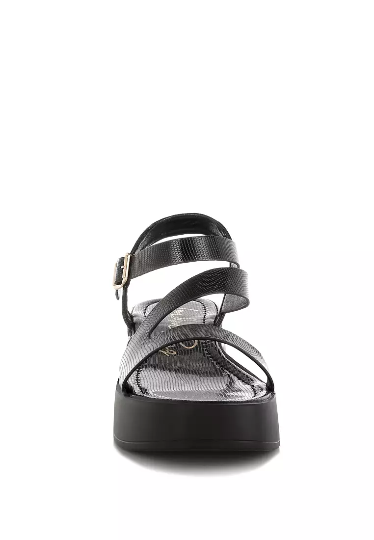 Chunky Flatform Sandals In Black