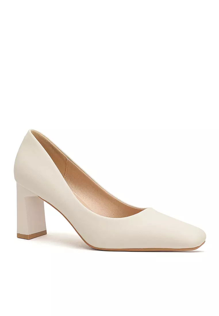 White leather pumps outlet dress shoes