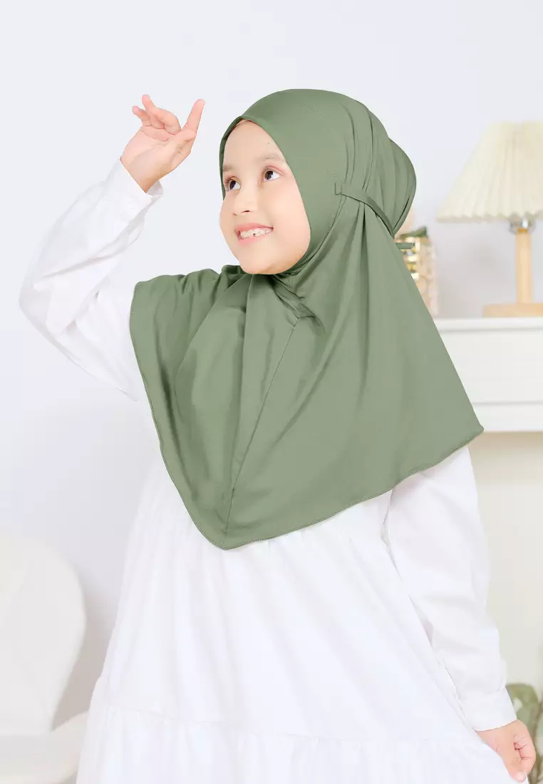 Cotton Bee - Alisha Hijab Instan Anak | Bergo Kerudung Tali Anak - M