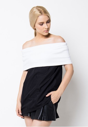 Off Shoulder With Sleeve in White Rib - Black