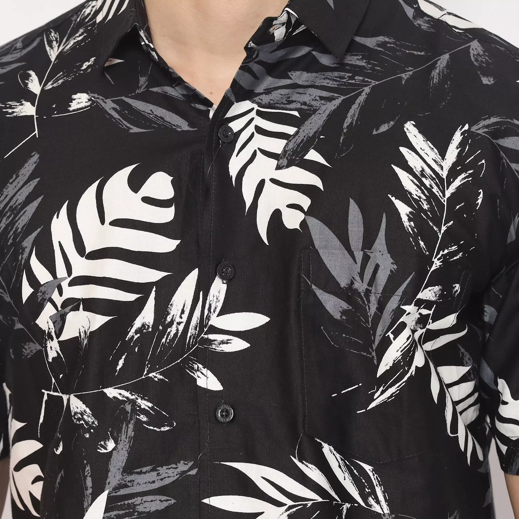 Platini Kemeja Motif Hawai Pria Lengan Pendek Katun 132057