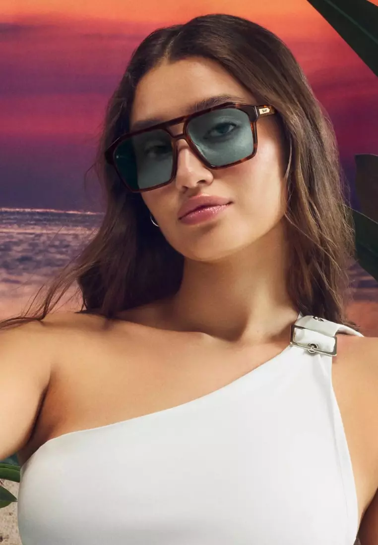 QUAY Soundcheck Sunglasses - Amber Tort/Aqua