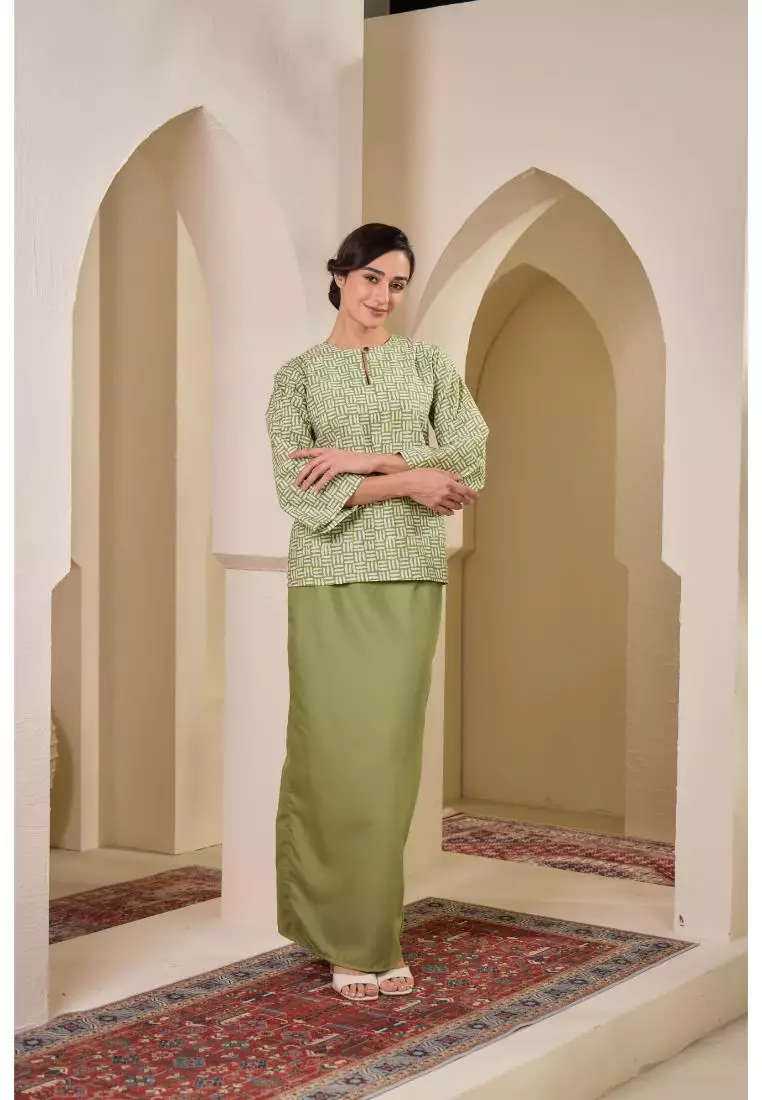 Kurung Kedah Batik Moden