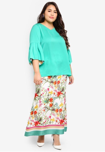 Puffed Sleeve Kurung from Ms. Read in green and Multi