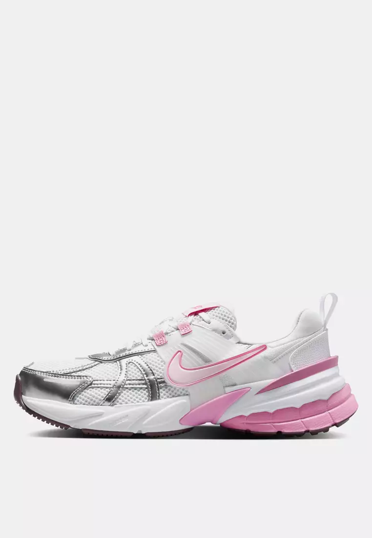 V2K Run Shoes with Reflective Accents