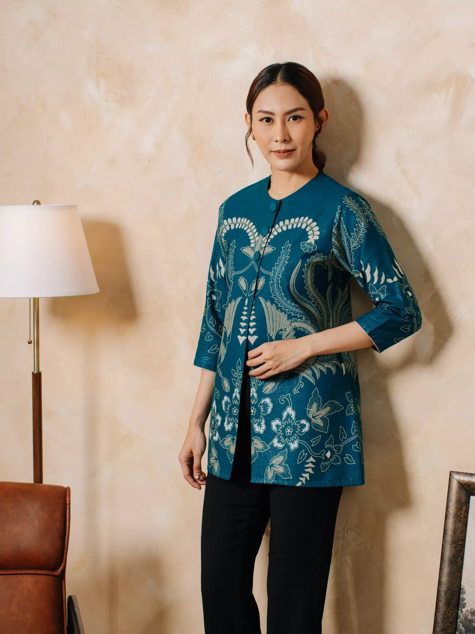 Avana by Adyatma Aria Turquise Outer Batik Wanita Katun Foil