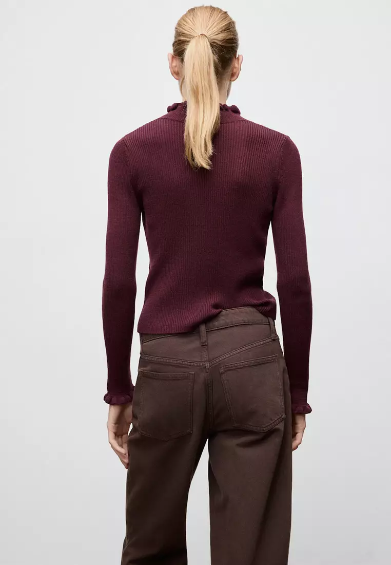 Scalloped Edges Sweater