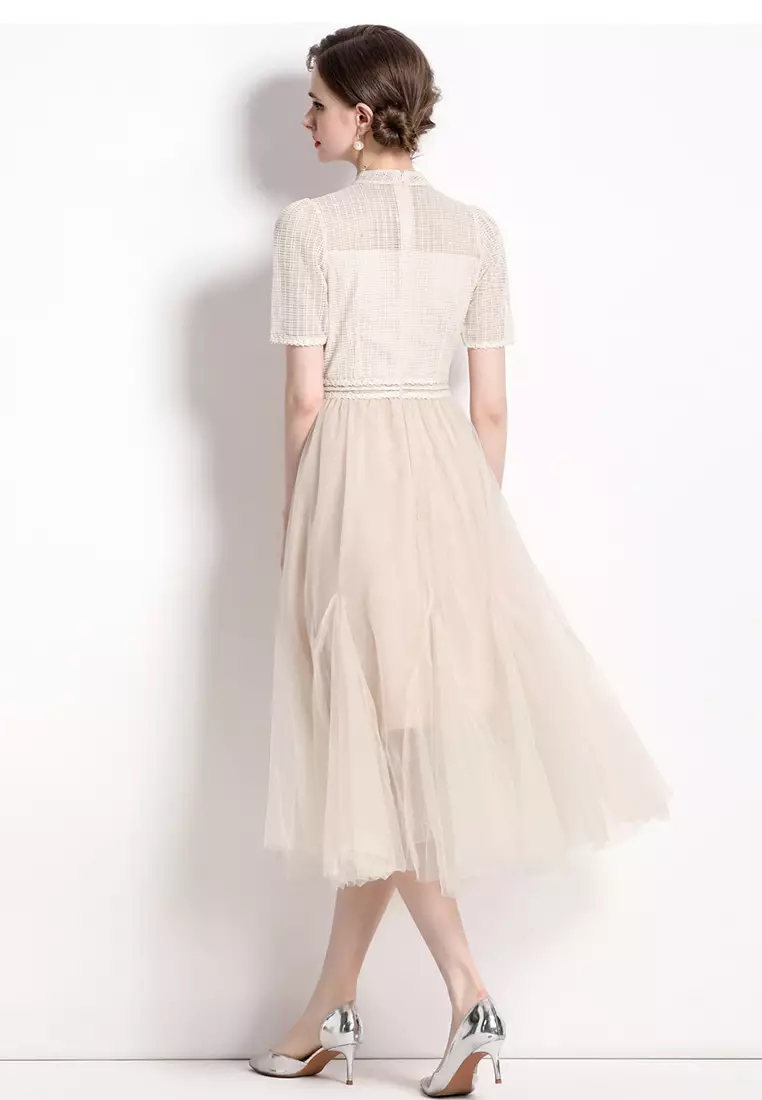 2024 French Vintage Mature Short Sleeve Round Neck Lace Dress CA0613100