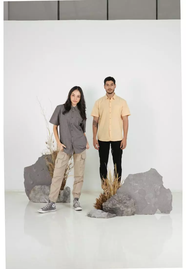 RBJ Kemeja Polos Cotton Slub Abu Tua Regular Fit Pria