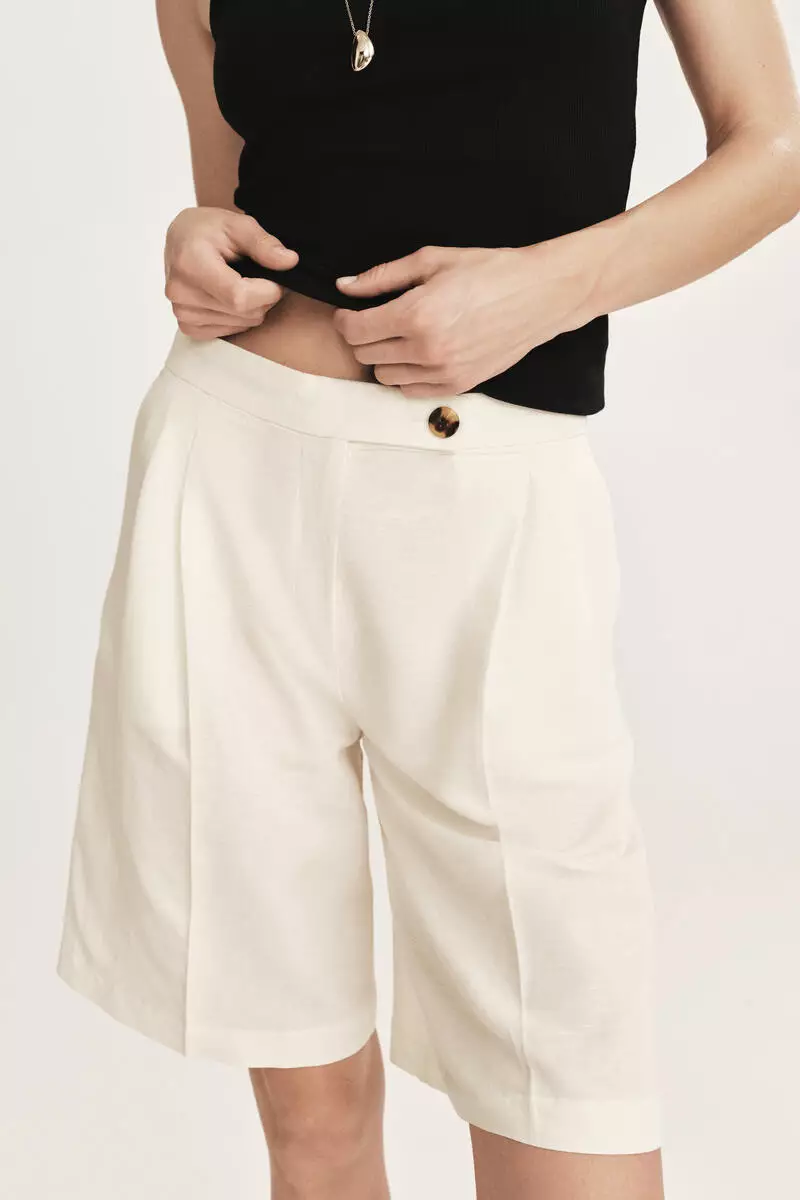 Linen-blend Bermuda shorts