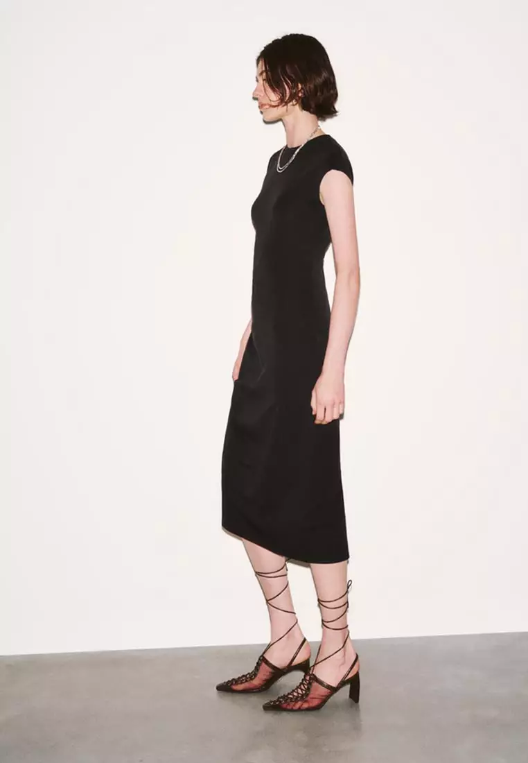 Capped Sleeve Skinny Fit Midi Dresses