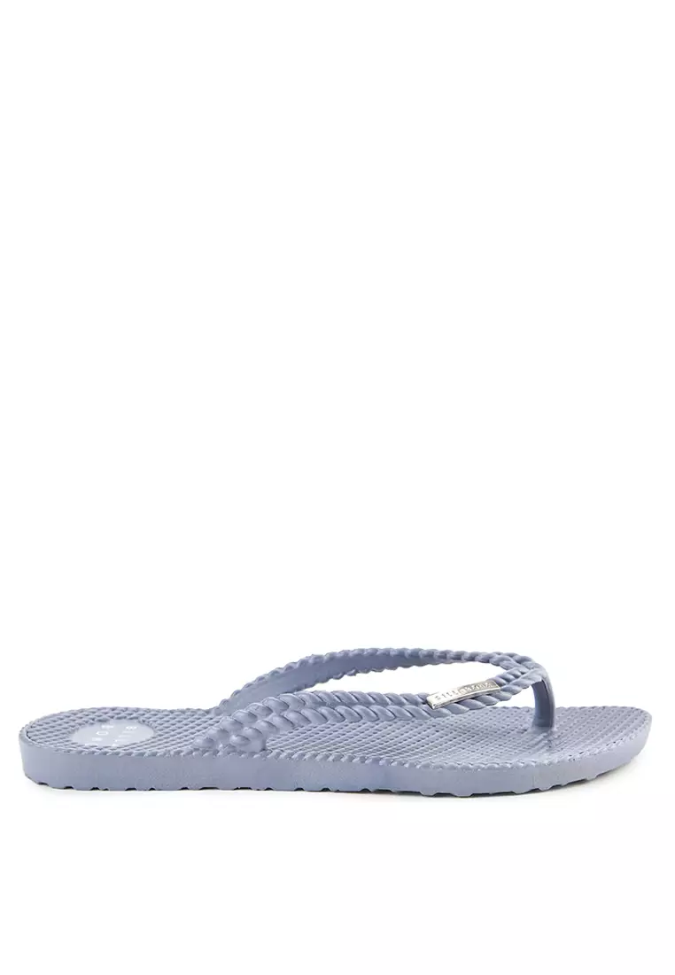 Kick Back Thong - Solid