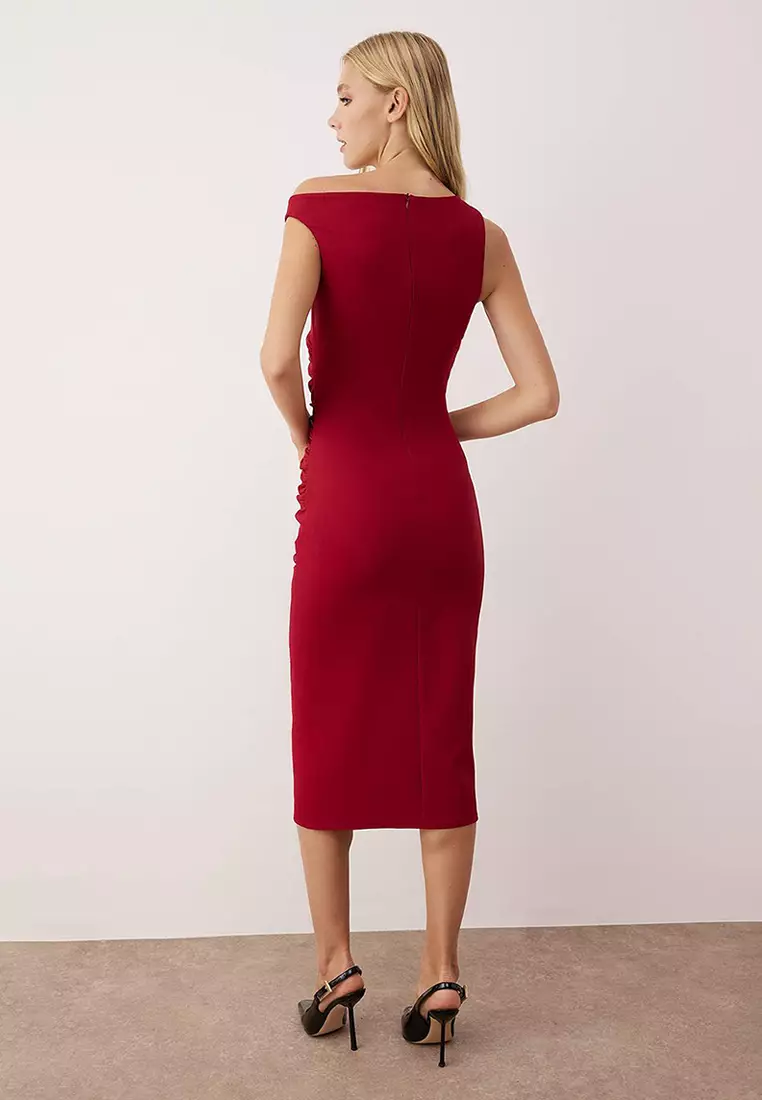 Burgundy Plain Body-Hugging Gathered / Draped Midi Woven Dress