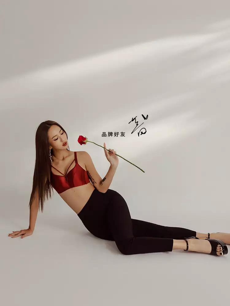 視覺細-5KG．彈性修身窄管小黑褲薔薔款《BA7497》