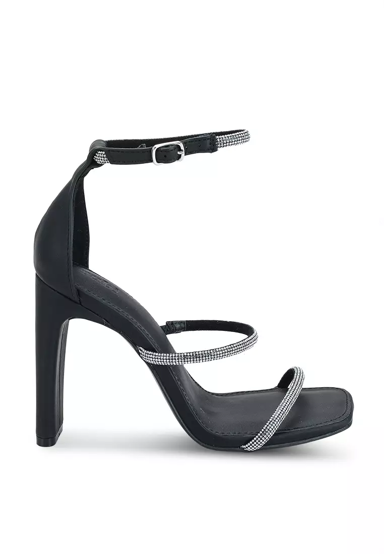 Triple strap block online heel sandals