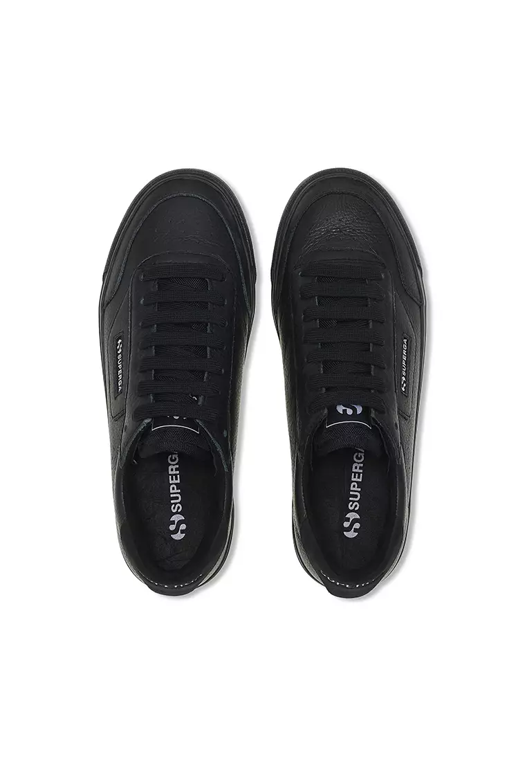 3843 Court Triple Black Sneakers