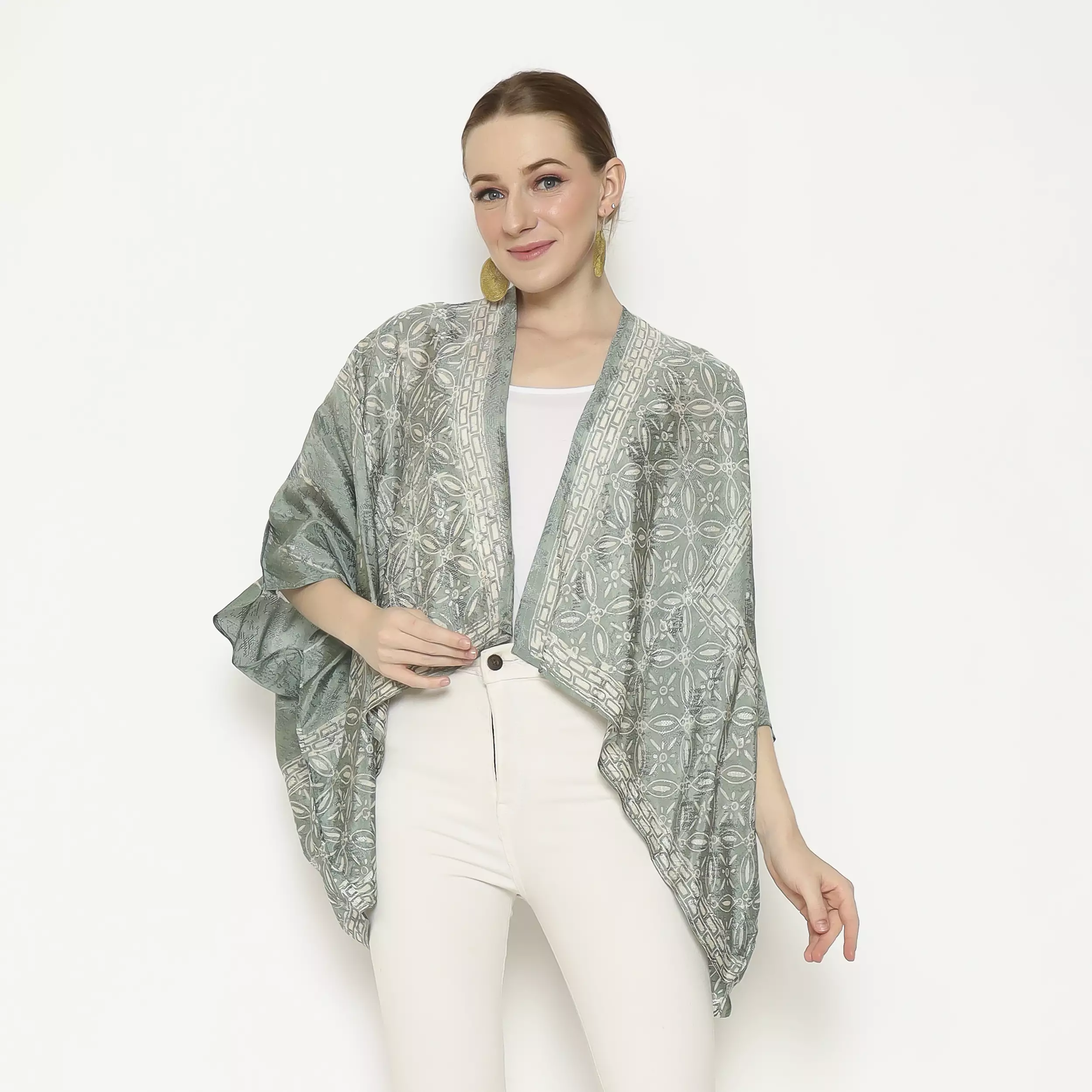Rinjanie Batik - Bolero Kotak Unik - Outer Wanita - Batik Kekinian - Outer Batik Fashionable - Greentea Series