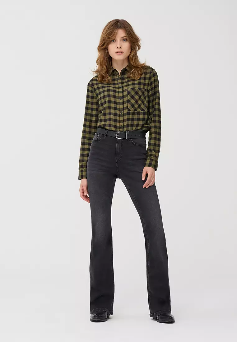 Woman Long-Sleeved Shirt