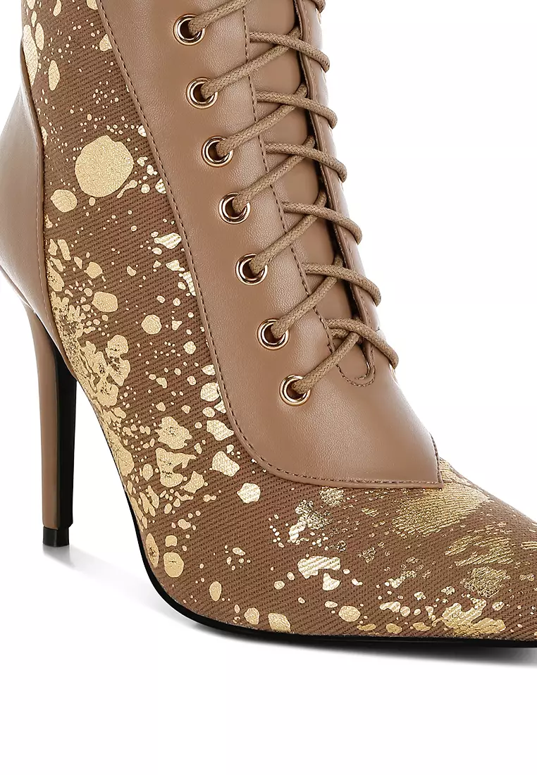 Sepatu Bot Bertali Motif Abstrak Warna Cokelat