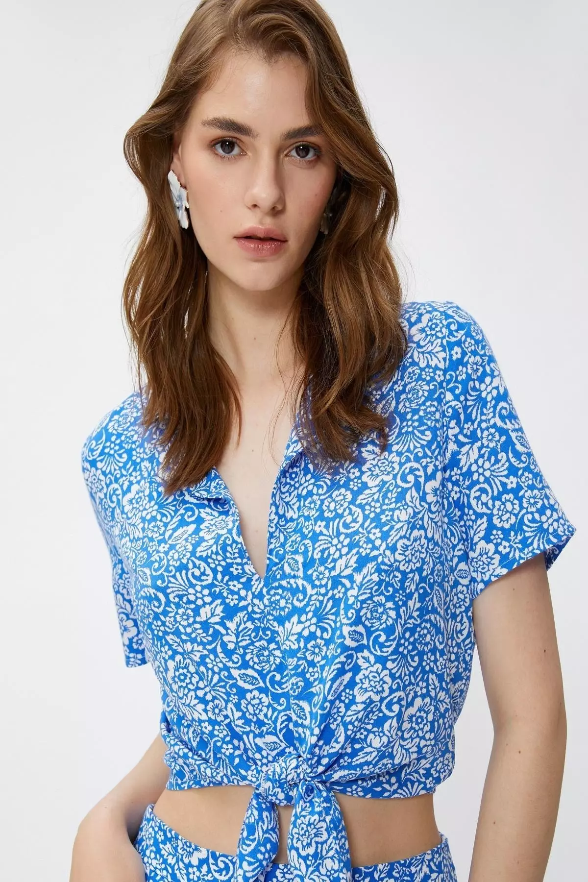 Tie Waist Crop Shirt