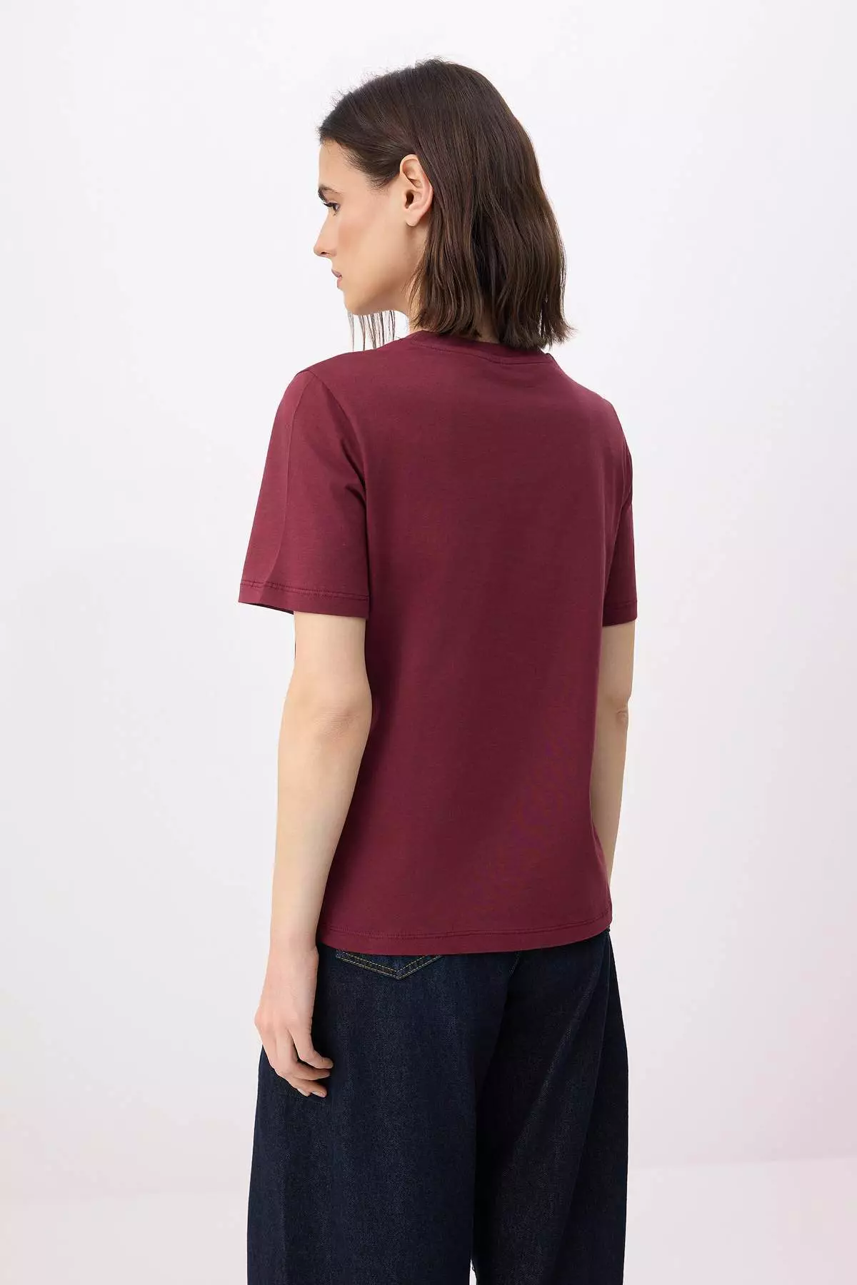Burgundy Slogan Regular/Normal Fit Short Sleeve 1% Cotton Knitted T-Shirt Twoss26Ts161