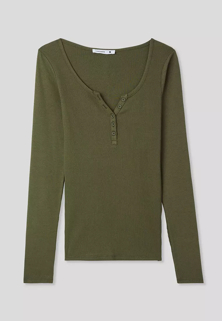 Woman Long-Sleeved Top