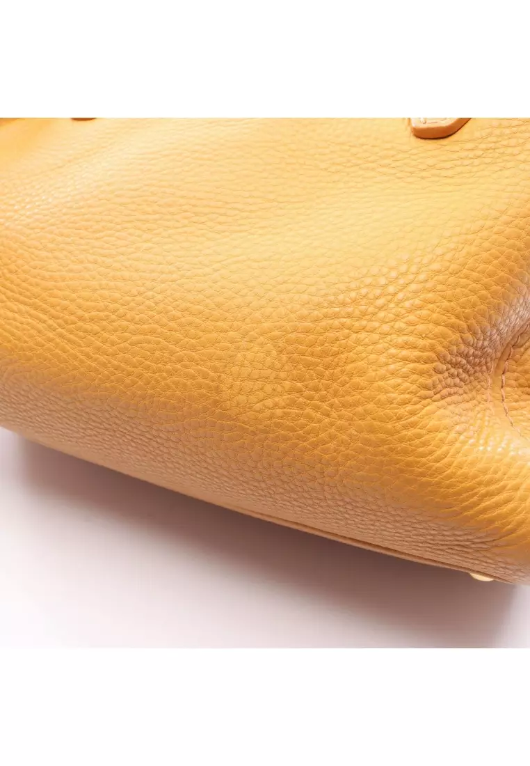 Pre-Loved MIU MIU VITELLO CARIBU Vitello Caribu Handbag leather yellow 2WAY