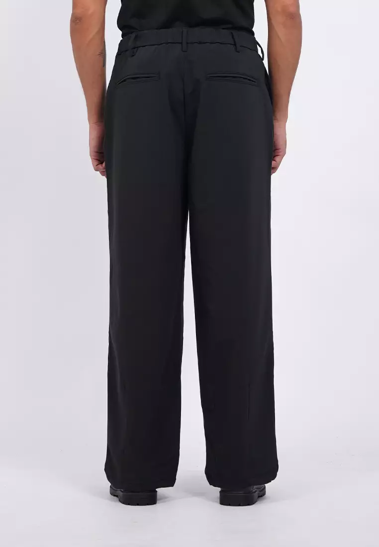 Pleat Details Relaxed Fit Pants