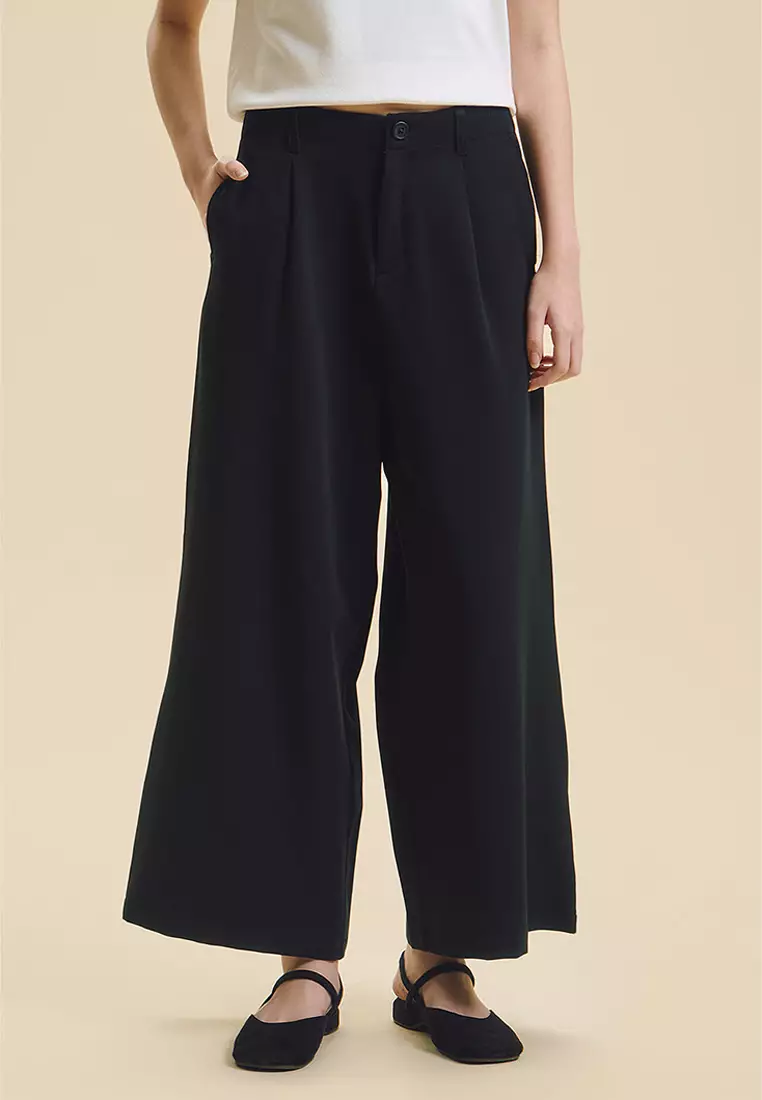 Dress Code Wide Pleated Trousers
