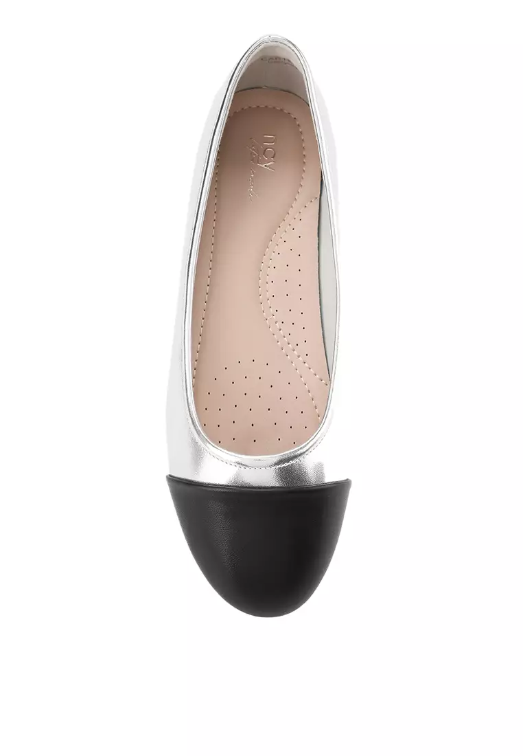 Carter J2475-12 Flat Shoes Silver/Black