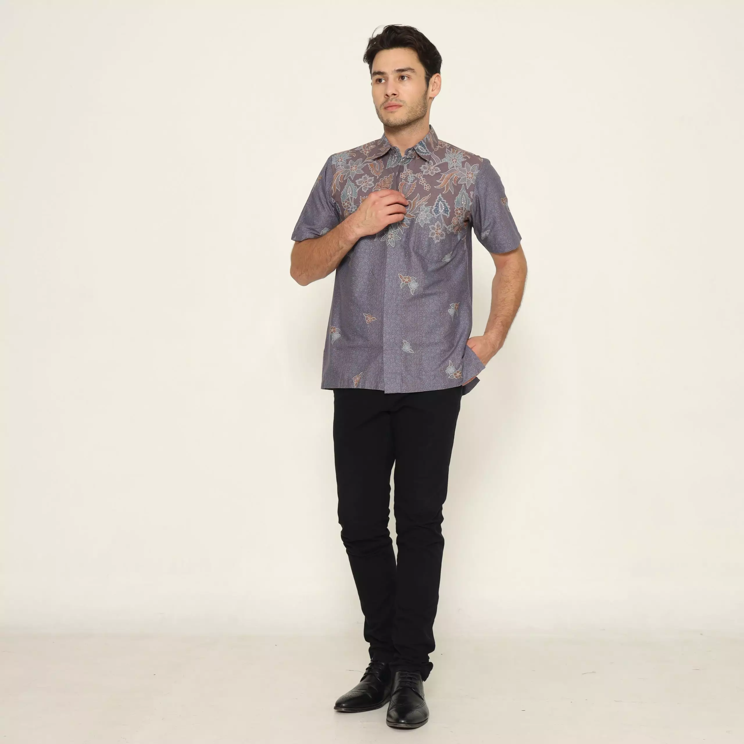 Kemeja Batik Pria - Bhatara Batik Taddeo - Atasan Batik Modern Lengan Pendek