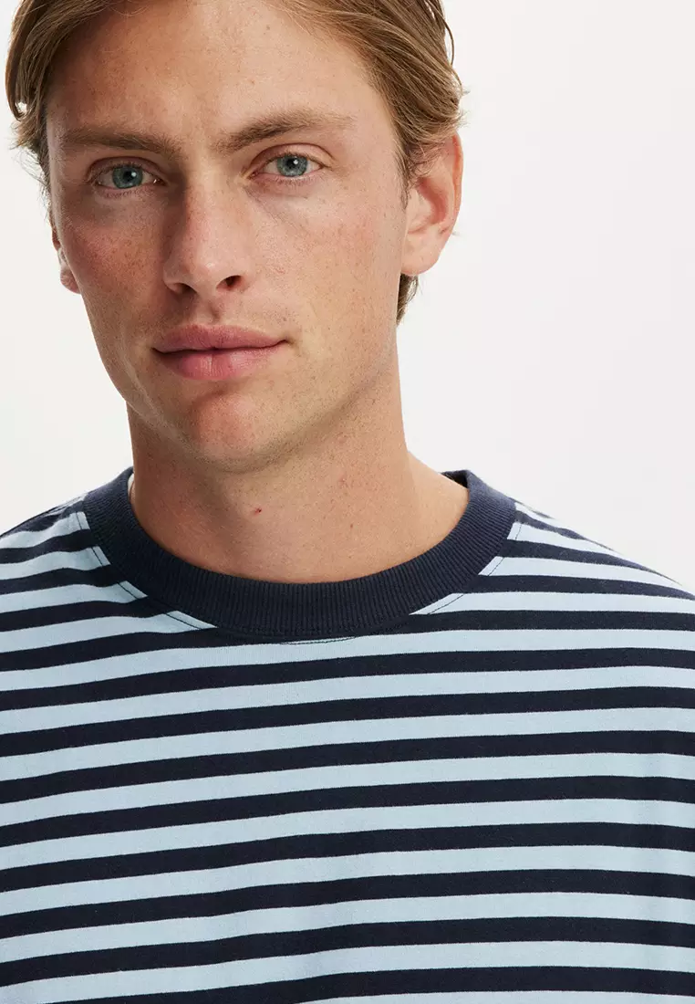 Cropped Fit T-Shirt