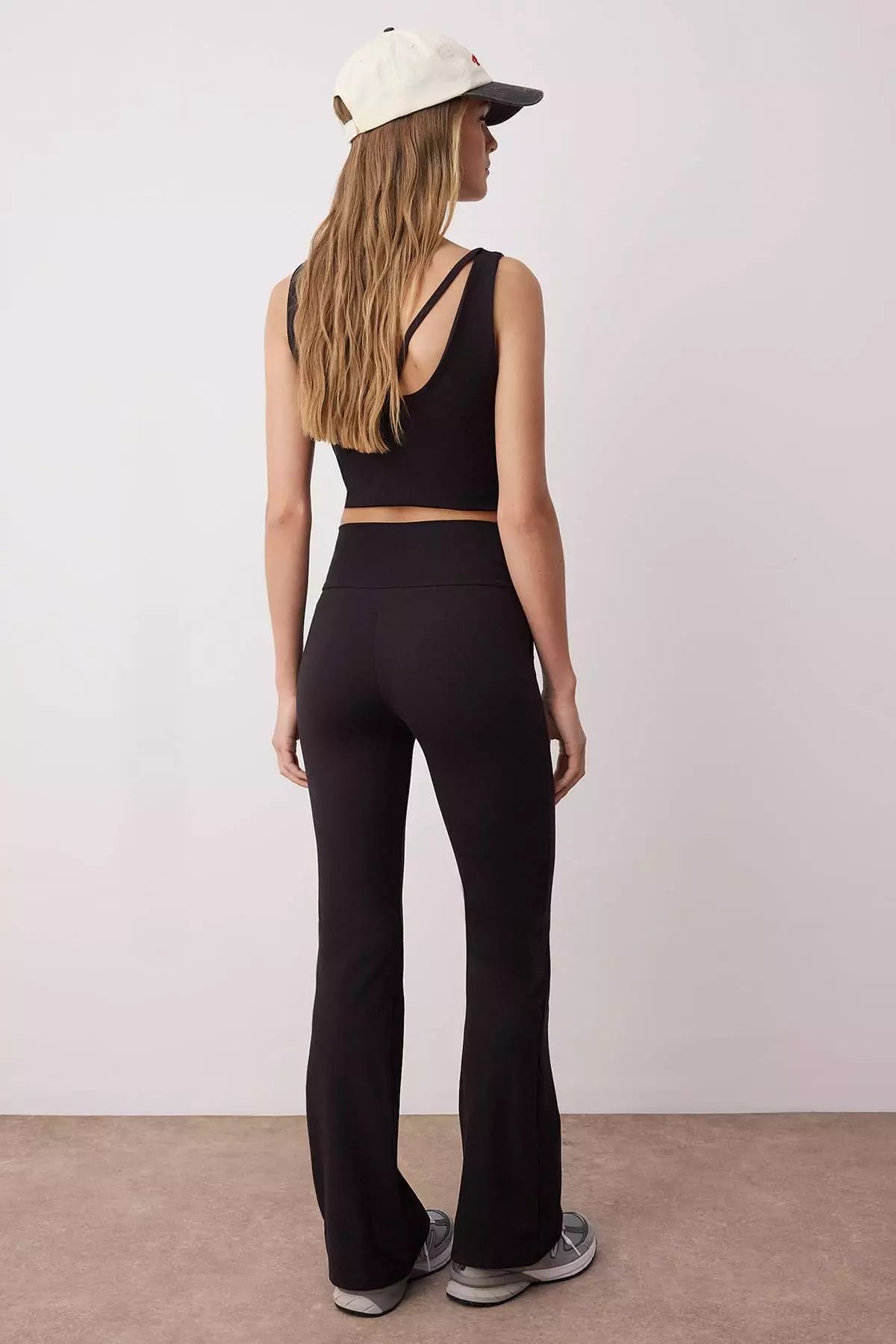 Black Soft Brushed Double Breasted Waist And Pocket Detail Spanish Leg Yoga Knitted Sports Leggings