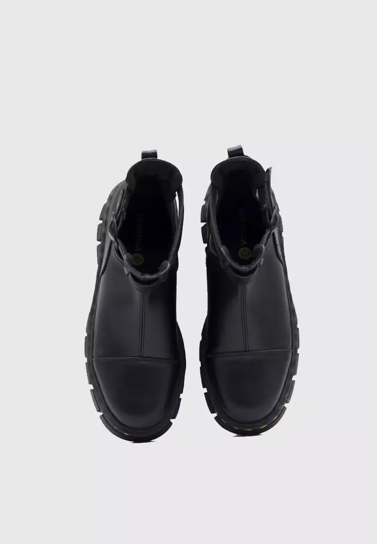 Calista Black Boots Shoes