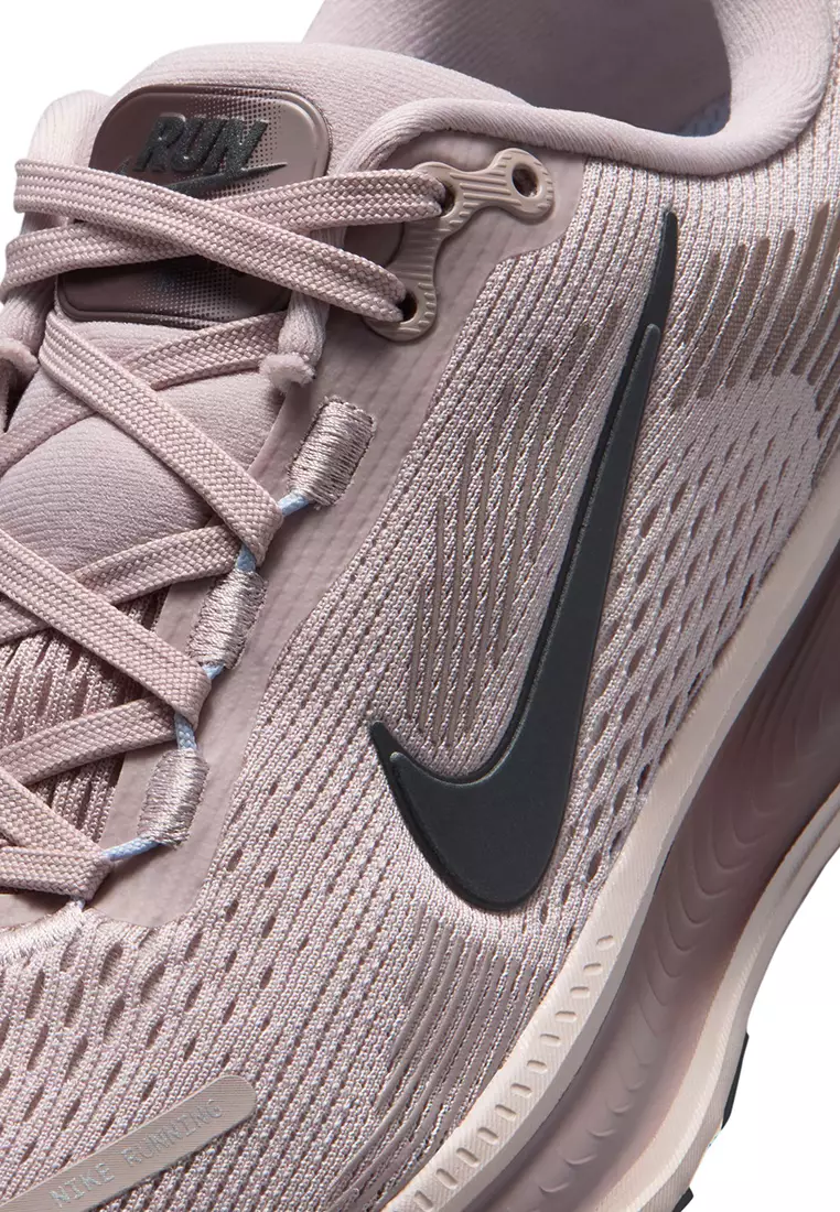Nike Vomero 18