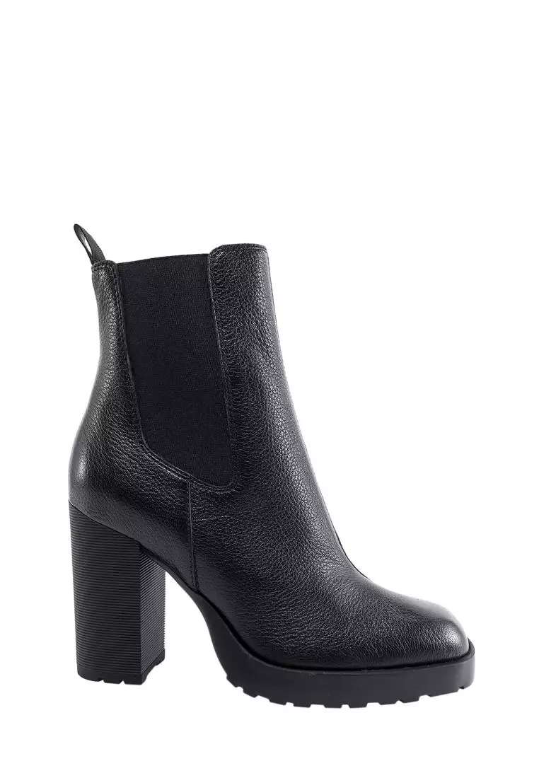 Hogan suede discount ankle boots