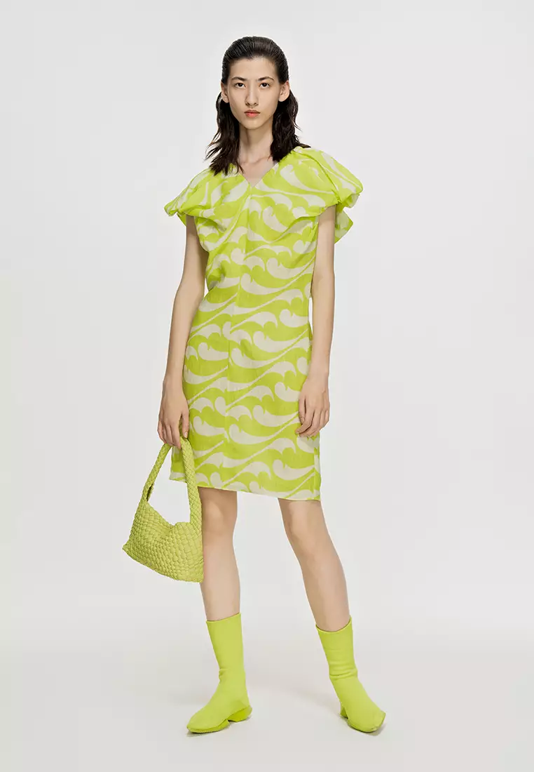 Eco-Friendly S-Line Fitted Avant-Garde Sleeveless Dress