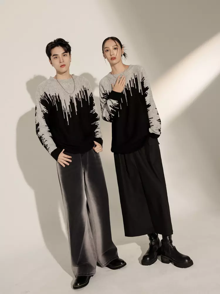 男女共穿．側邊渲染刷色直筒牛仔褲《BA7282》