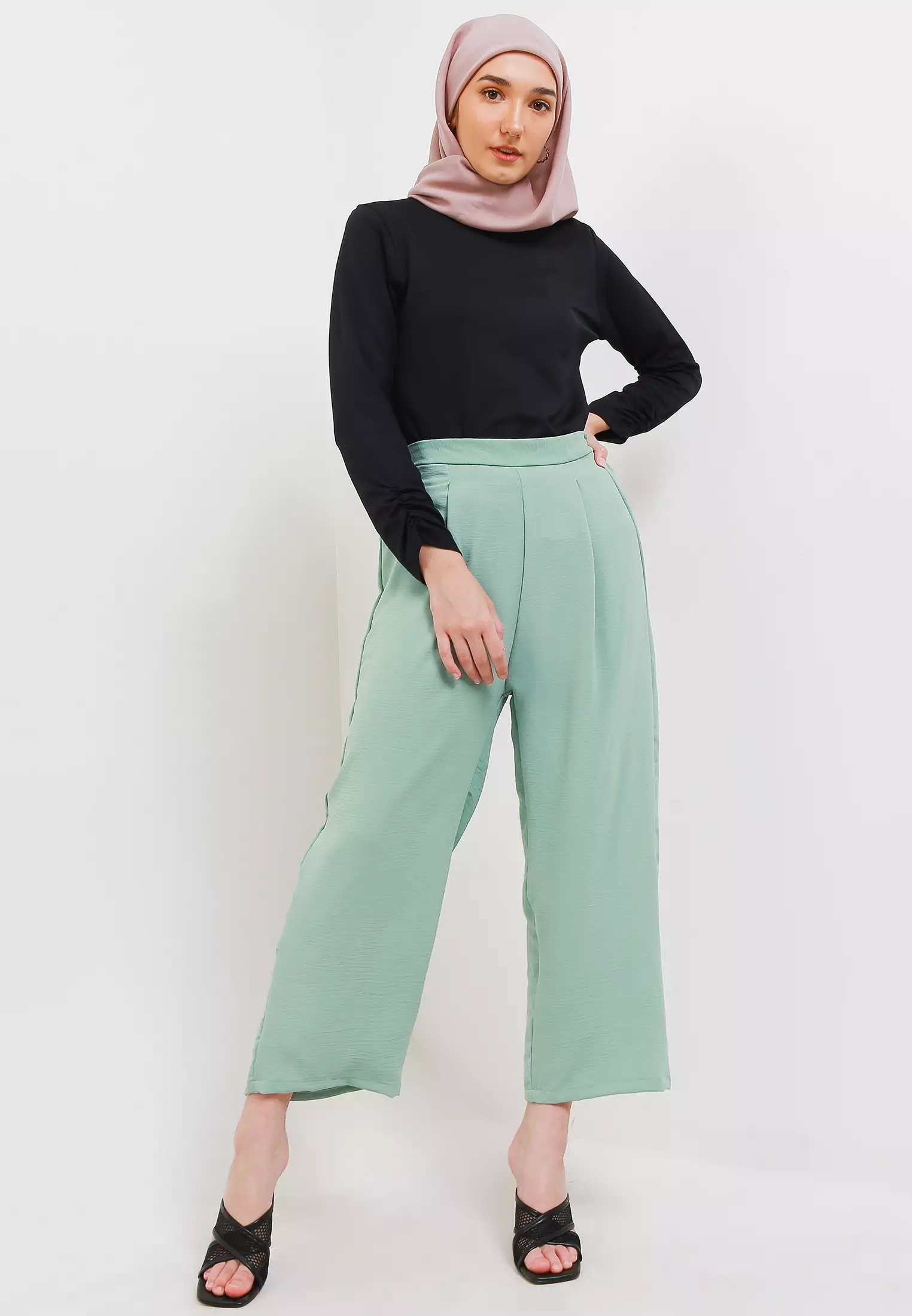 MFMW Steffi Celana Panjang Hijau Crinkle