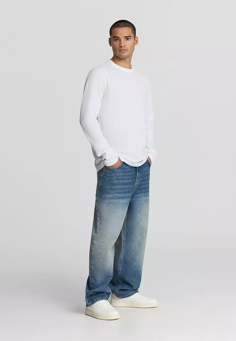 Man Long-Sleeved Sweater