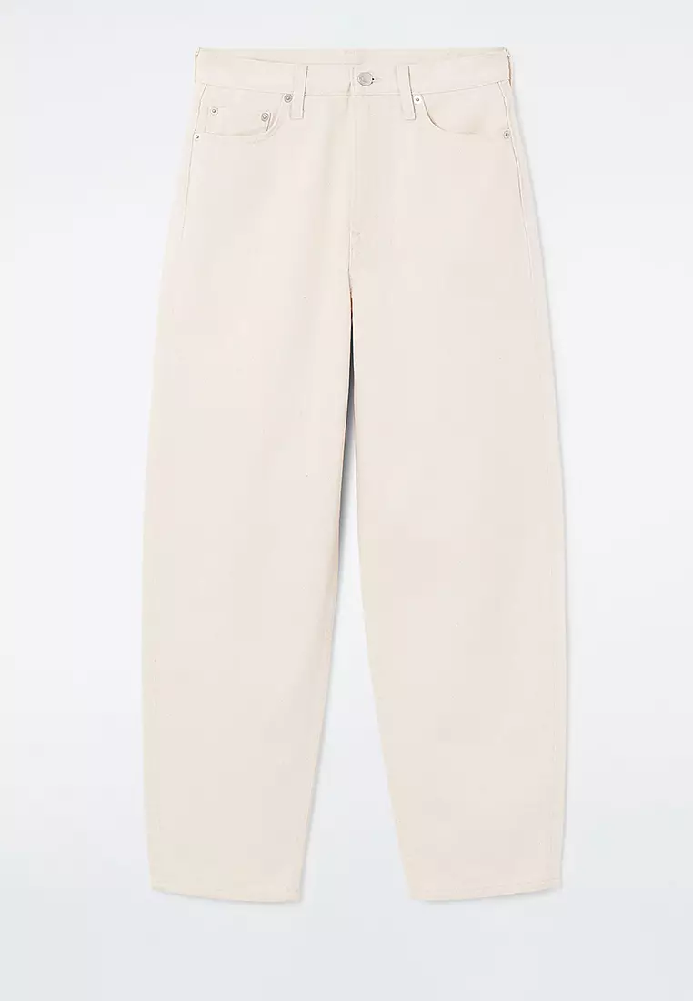 Buy COS Arch Jeans - Tapered 2025 Online | ZALORA