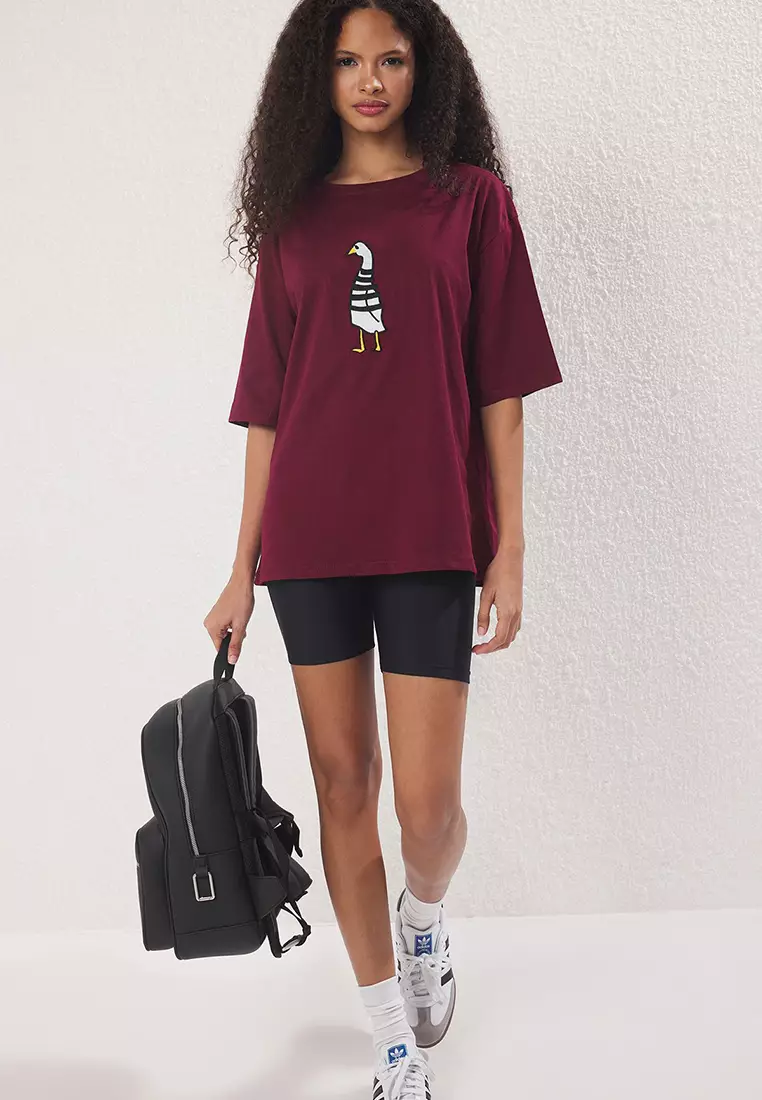 Burgundy 100% Cotton Duck Embroidered Comfortable/Relaxed Cut Crew Neck Knitted T-Shirt Twoss25Ts00201