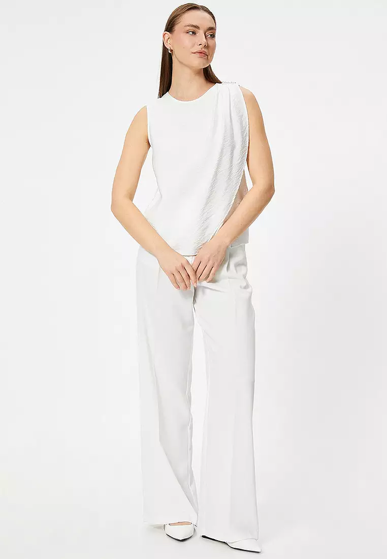 Sleeveless Blouse with Pearl Detail