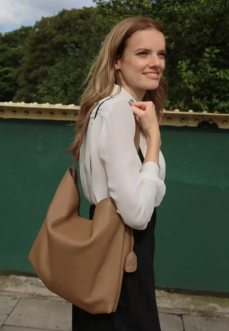 Rabeanco best sale hobo bag