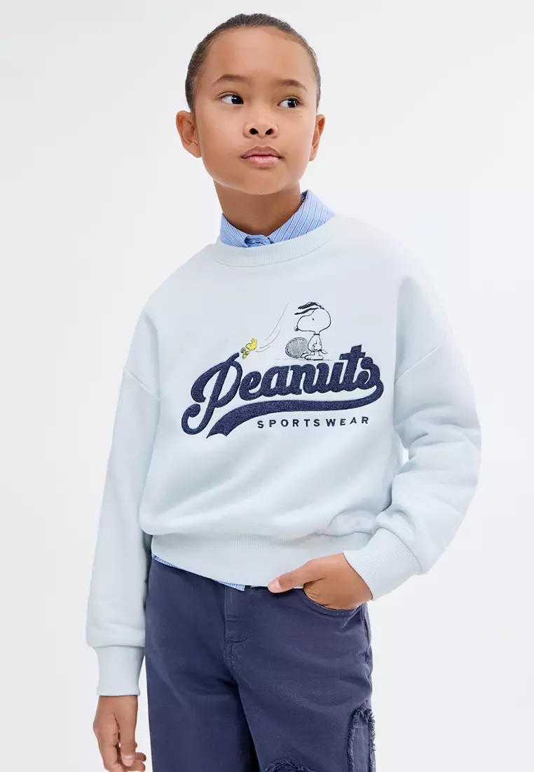 Embroidered Snoopy Sweatshirt