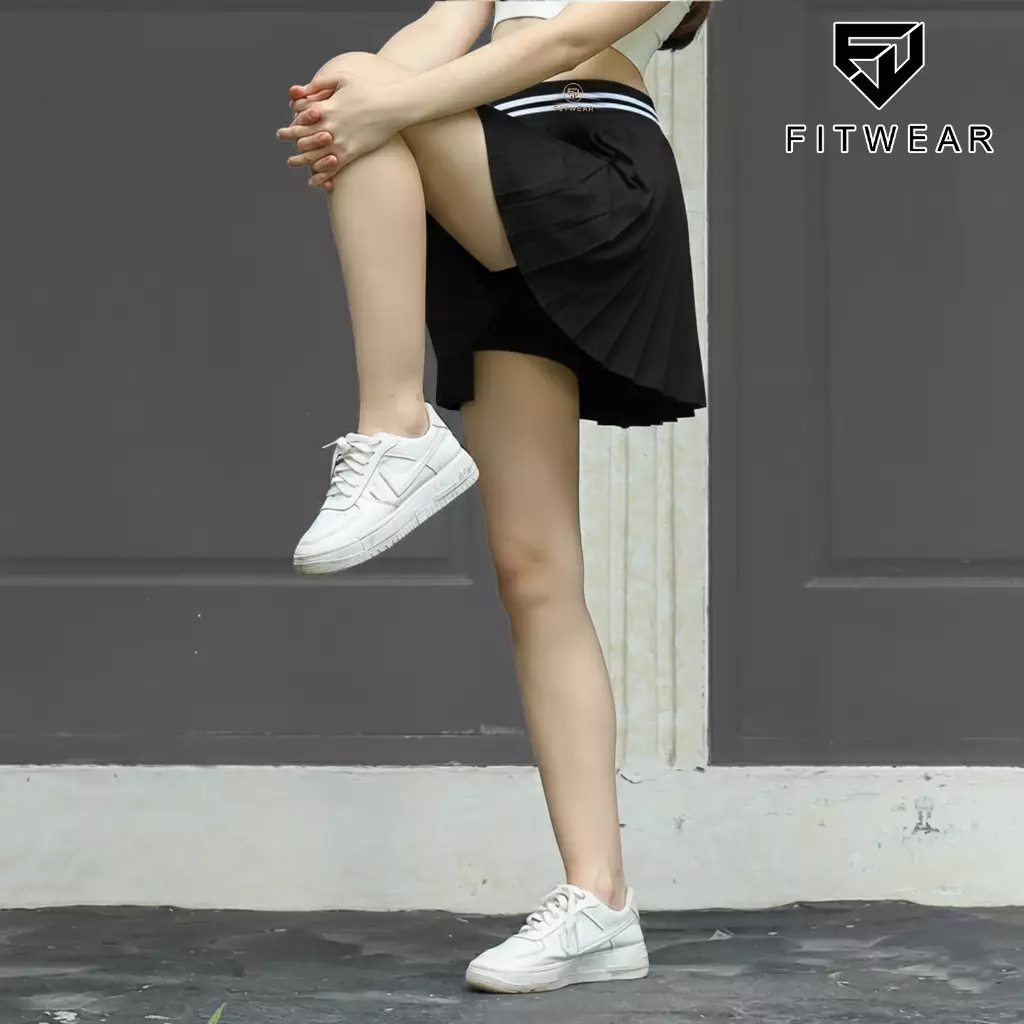 Fitwear Rok + Inner Padel Wanita Olahraga XAVIERA MEDIUM PLEATS - BLACK