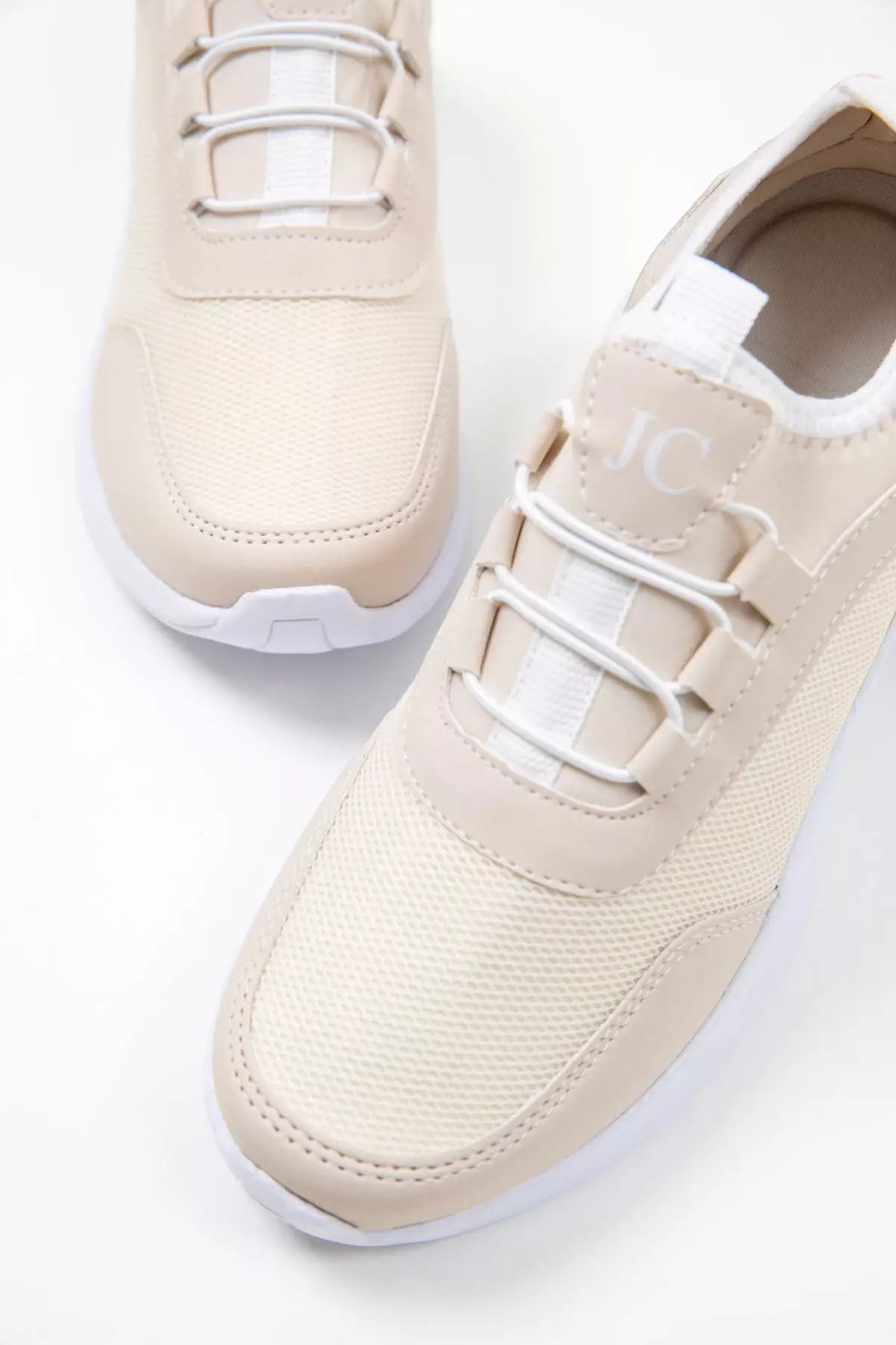 Women's Beige-White Sneakers 15226