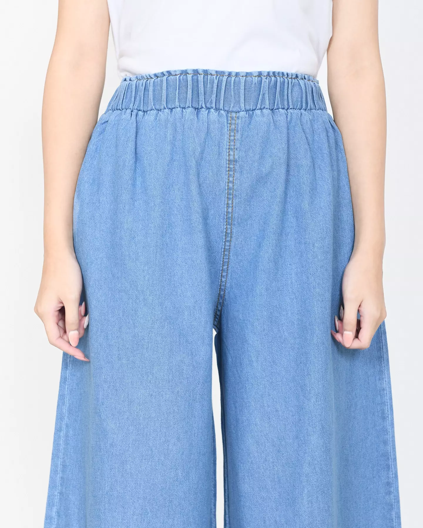 Diana Celana Kulot Denim 3/4 Wanita LIGHT BLUE