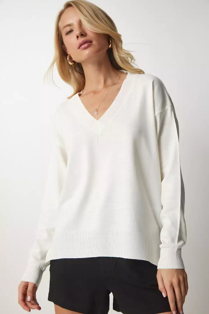 White jumper deals v neck