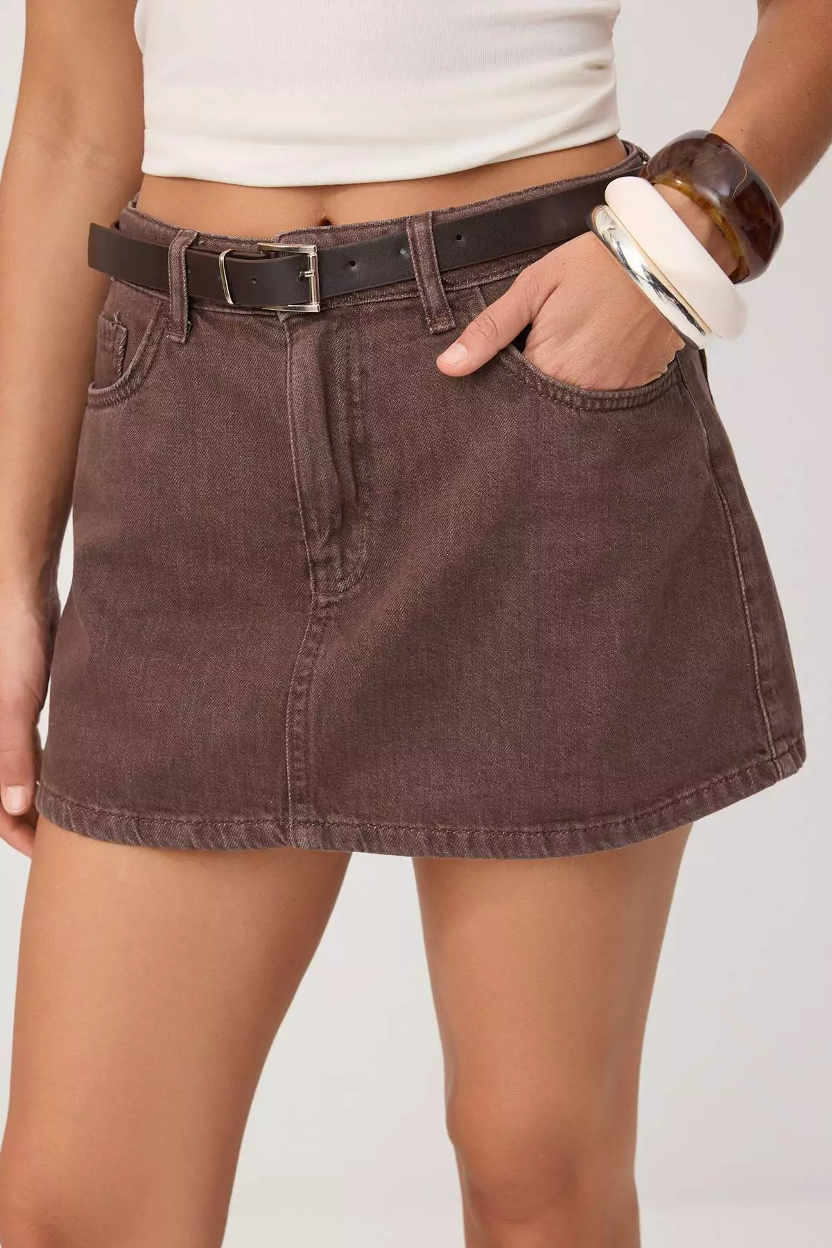 Brown Belt Detailed Denim Skirt With Skirt-Like Back Detail Twoaw26Sr2